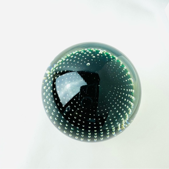 VTG Handblown Blown Glass Bubble Green Orb Paperweight - Picture 5 of 11